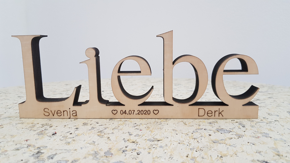 Holzschriftzug "Liebe"